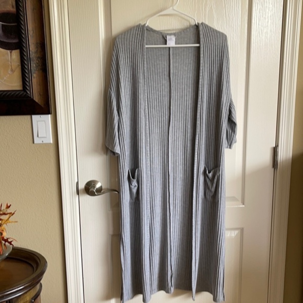 Lightweight long sweater